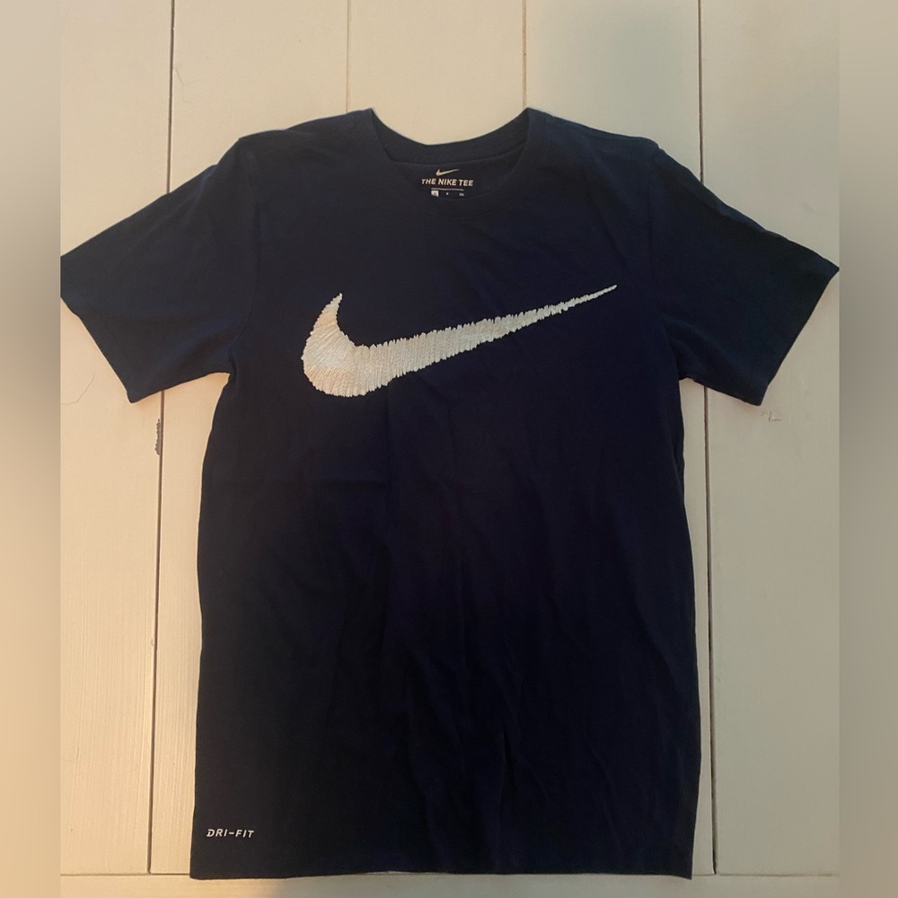 Nike Swoosh Dry Fit T-Shirt/ Navy Blue/ Men’s S